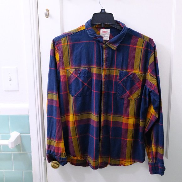 Levi's Flannel XL - Picture 1 of 2